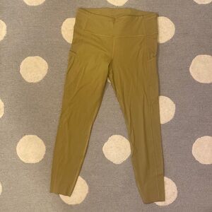 Lululemon Green Leggings with side pockets